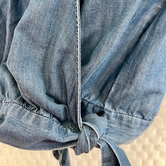 Madewell Women’s BlueDenim XS Chambray Wrap Top Shirt 3/4 Sleeve V Neck - Picture 6 of 7